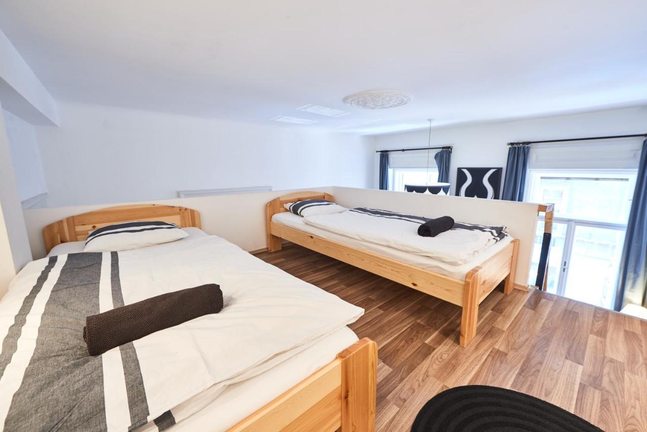 Large Apartment For Groups City Center Dist. VII Budapest Bagian luar foto